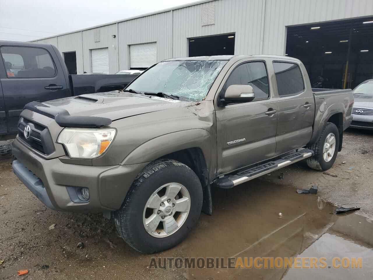 3TMLU4EN2FM182125 TOYOTA TACOMA 2015