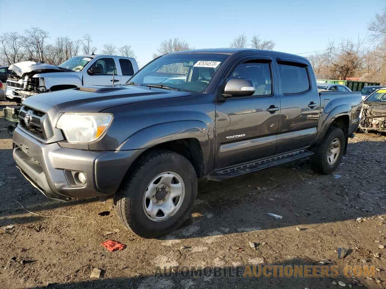 3TMLU4EN2FM182609 TOYOTA TACOMA 2015