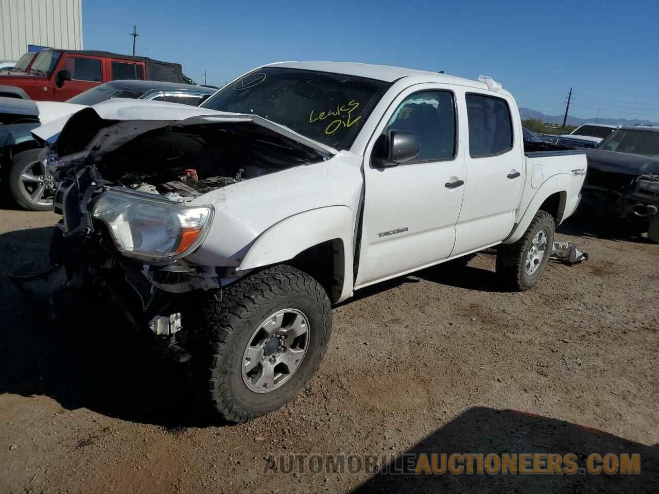 3TMLU4EN2FM205385 TOYOTA TACOMA 2015