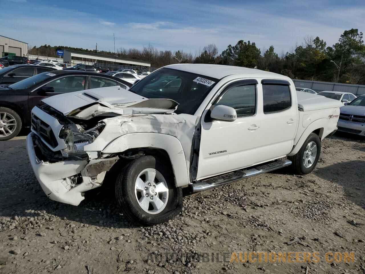 3TMLU4EN3FM188483 TOYOTA TACOMA 2015