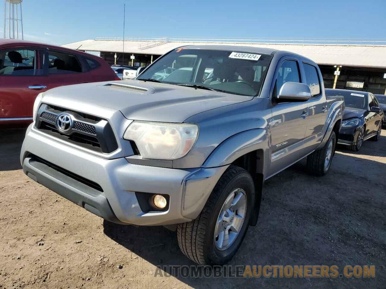 3TMLU4EN3FM189326 TOYOTA TACOMA 2015