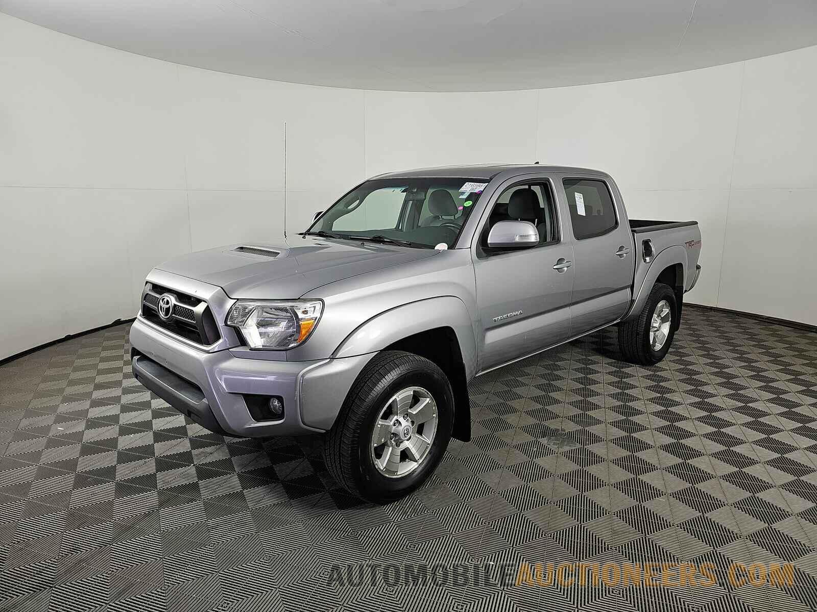 3TMLU4EN3FM197913 Toyota Tacoma 2015