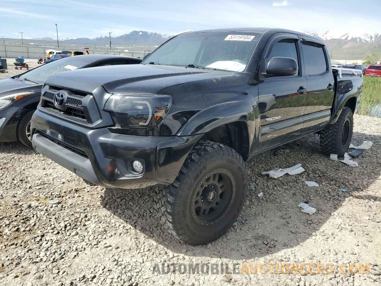 3TMLU4EN4FM180165 TOYOTA TACOMA 2015