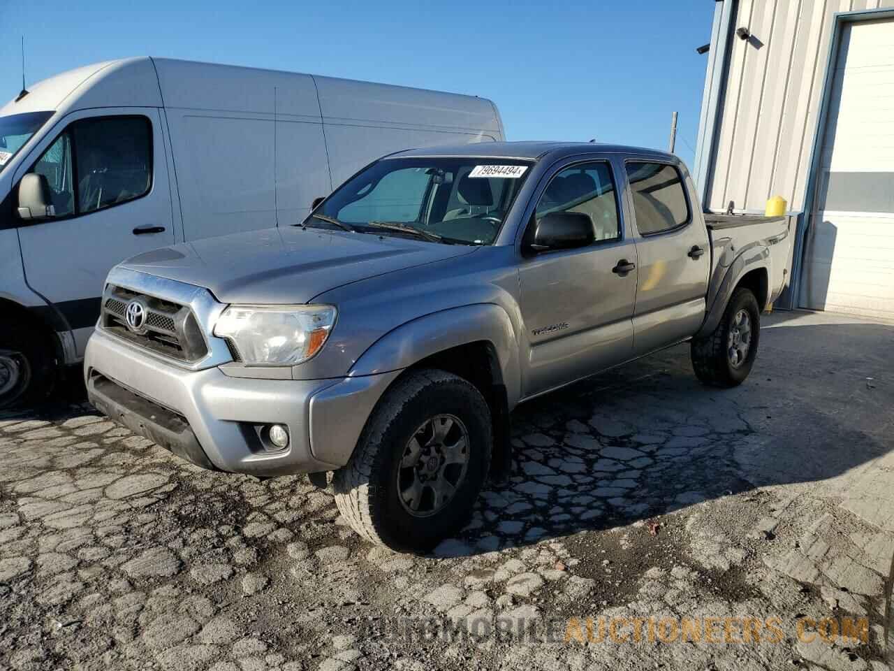 3TMLU4EN4FM198973 TOYOTA TACOMA 2015