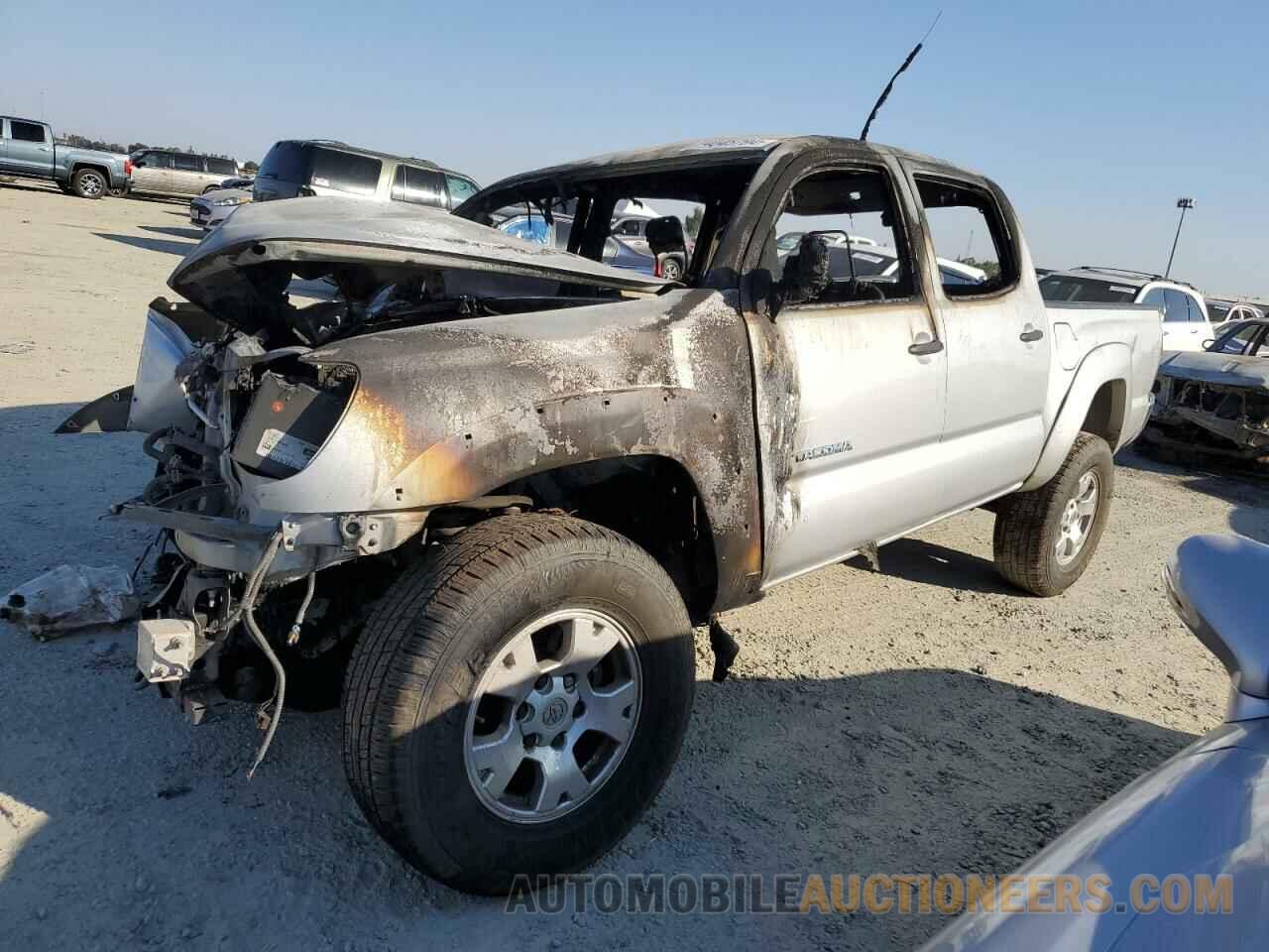 3TMLU4EN5BM064127 TOYOTA TACOMA 2011