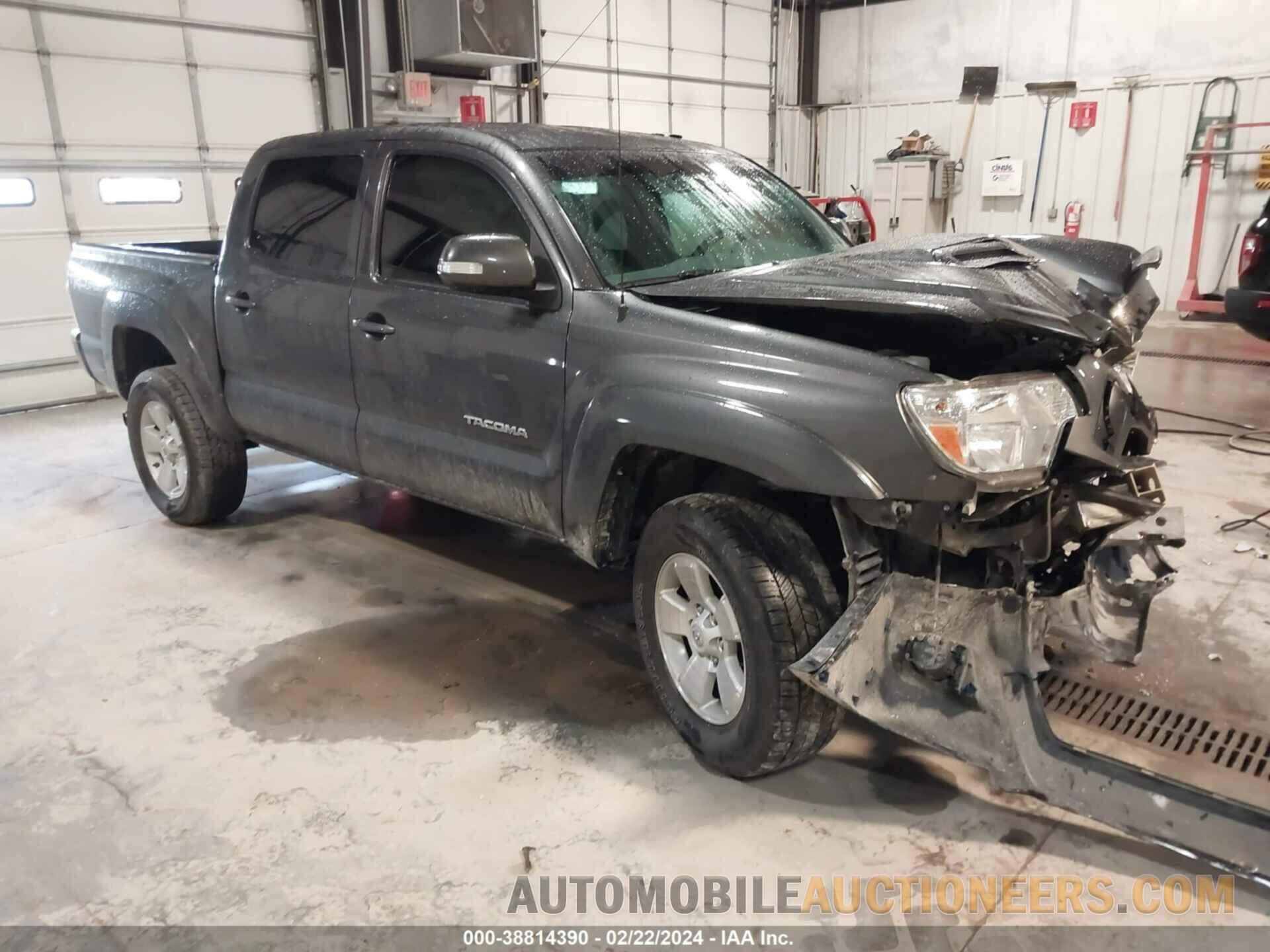 3TMLU4EN5FM181616 TOYOTA TACOMA 2015