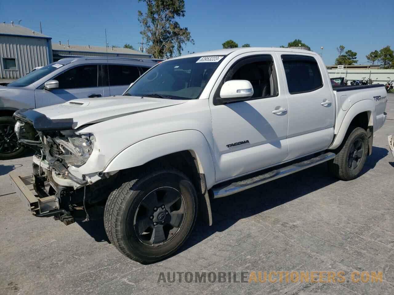 3TMLU4EN5FM184418 TOYOTA TACOMA 2015