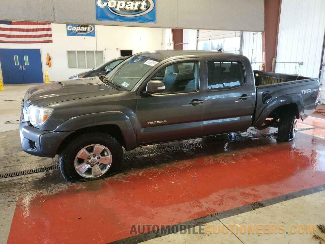 3TMLU4EN5FM184578 TOYOTA TACOMA 2015