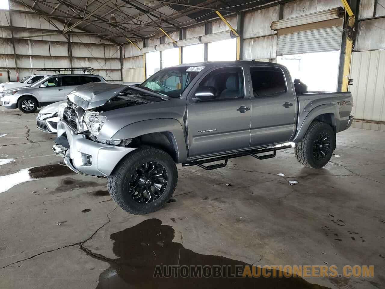 3TMLU4EN5FM188534 TOYOTA TACOMA 2015