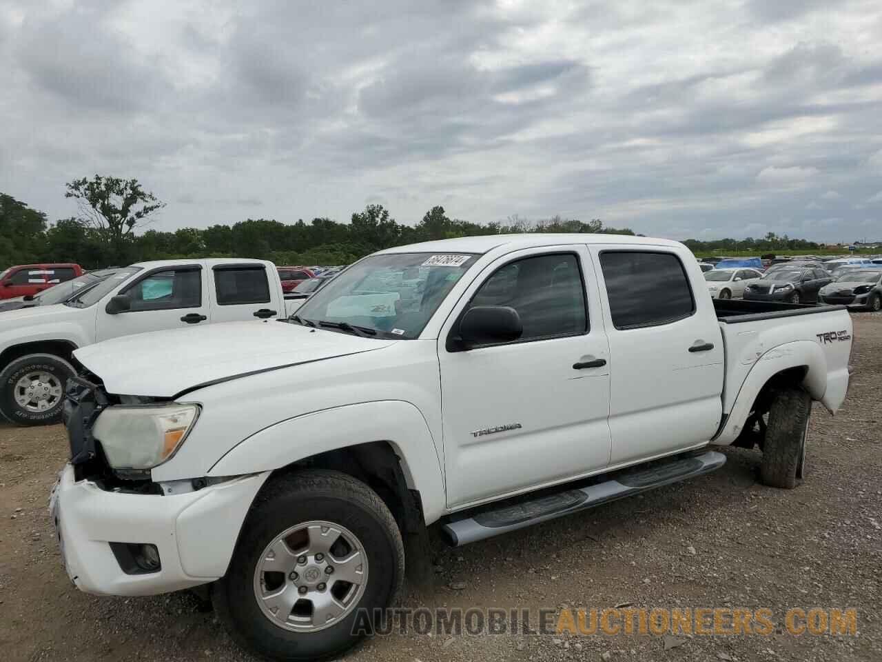 3TMLU4EN5FM190445 TOYOTA TACOMA 2015