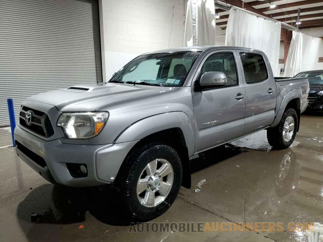 3TMLU4EN5FM204795 TOYOTA TACOMA 2015