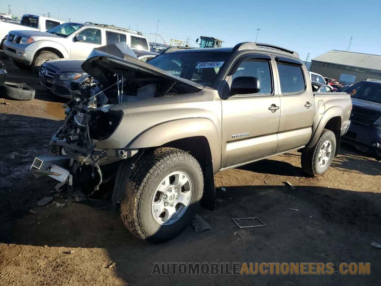 3TMLU4EN6BM057879 TOYOTA TACOMA 2011