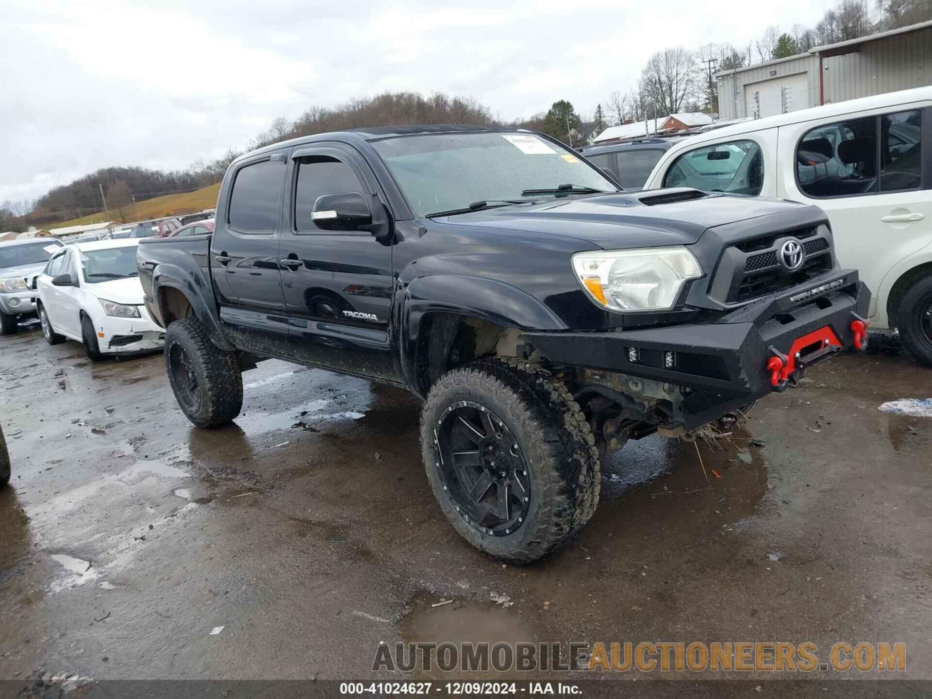 3TMLU4EN6FM178675 TOYOTA TACOMA 2015