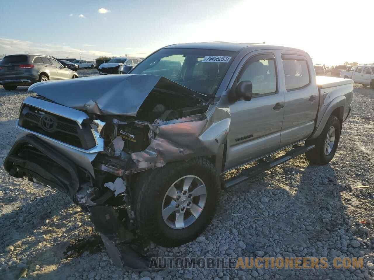 3TMLU4EN6FM189773 TOYOTA TACOMA 2015