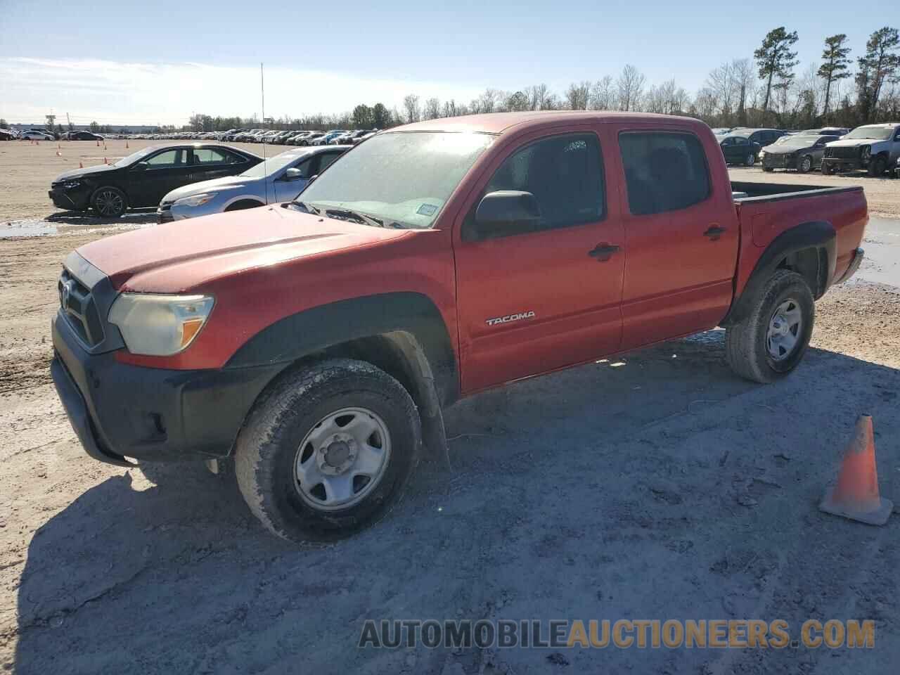 3TMLU4EN8FM165619 TOYOTA TACOMA 2015