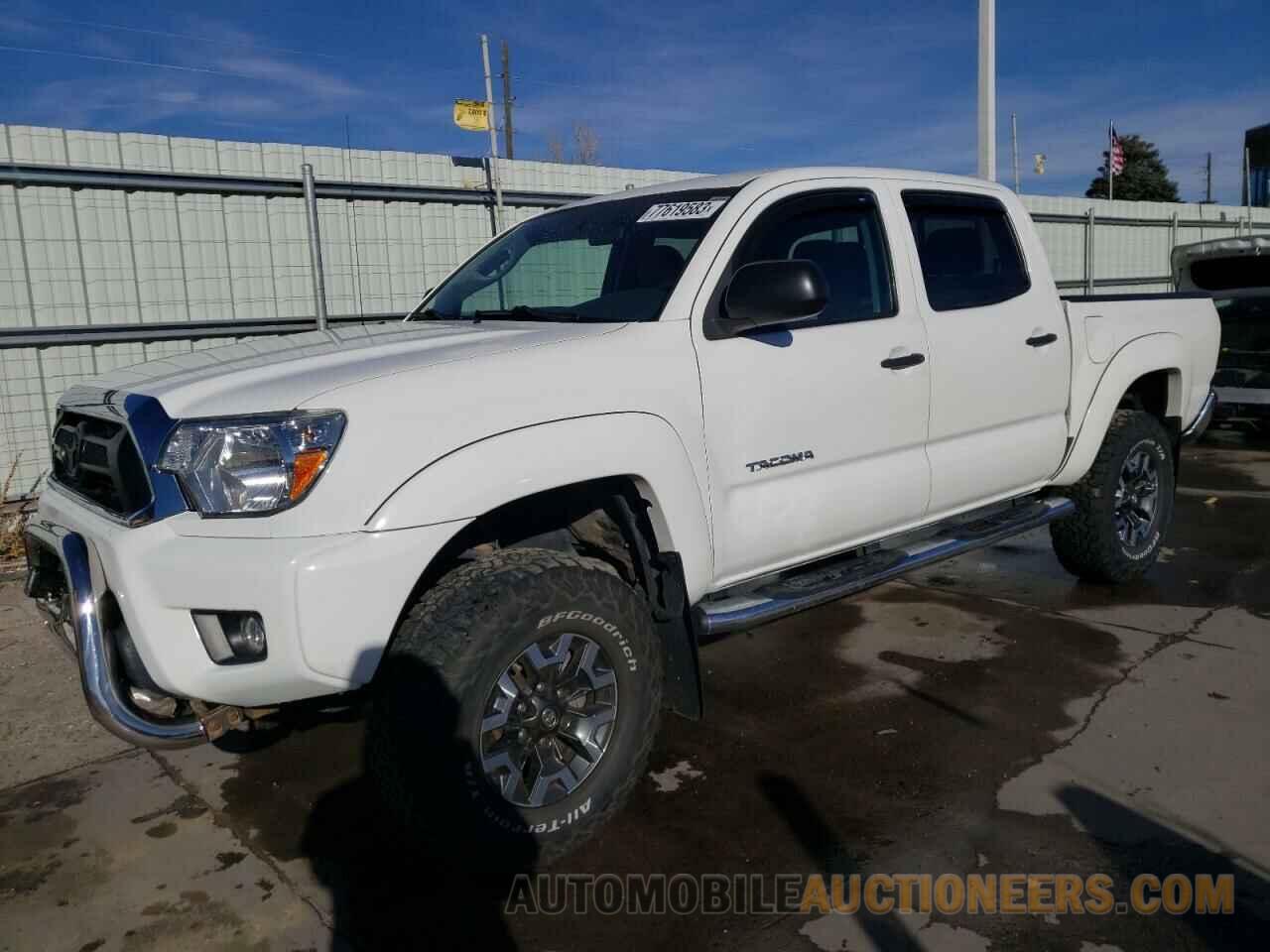 3TMLU4EN8FM173526 TOYOTA TACOMA 2015