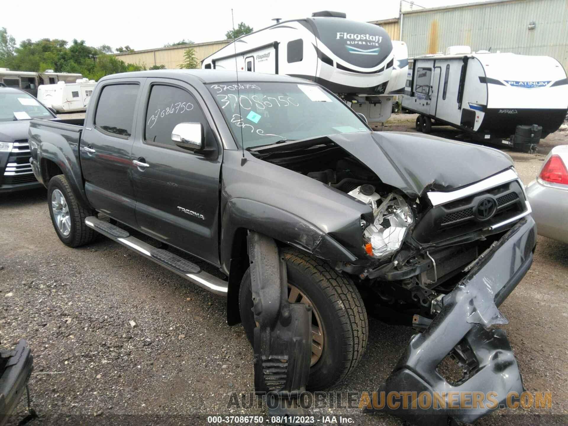 3TMLU4EN9FM166553 TOYOTA TACOMA 2015