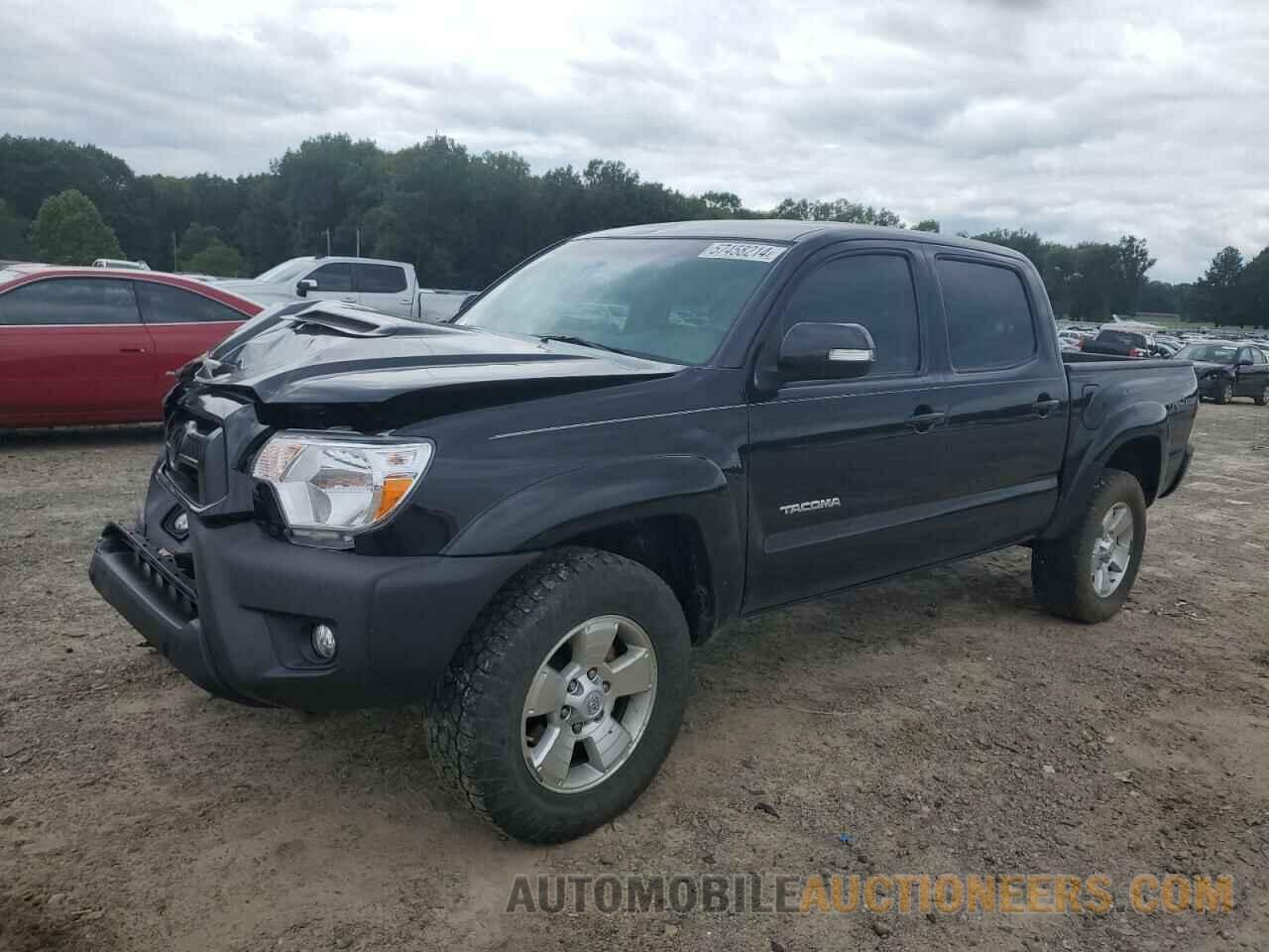 3TMLU4EN9FM166665 TOYOTA TACOMA 2015