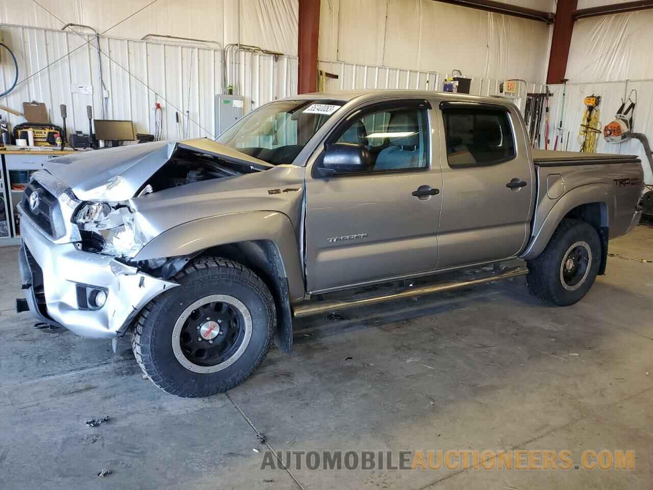 3TMLU4EN9FM175690 TOYOTA TACOMA 2015