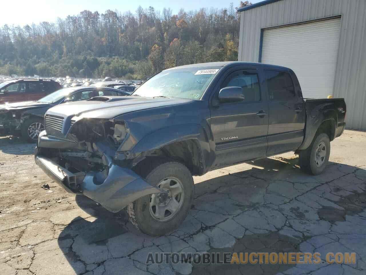 3TMLU4ENXBM057223 TOYOTA TACOMA 2011