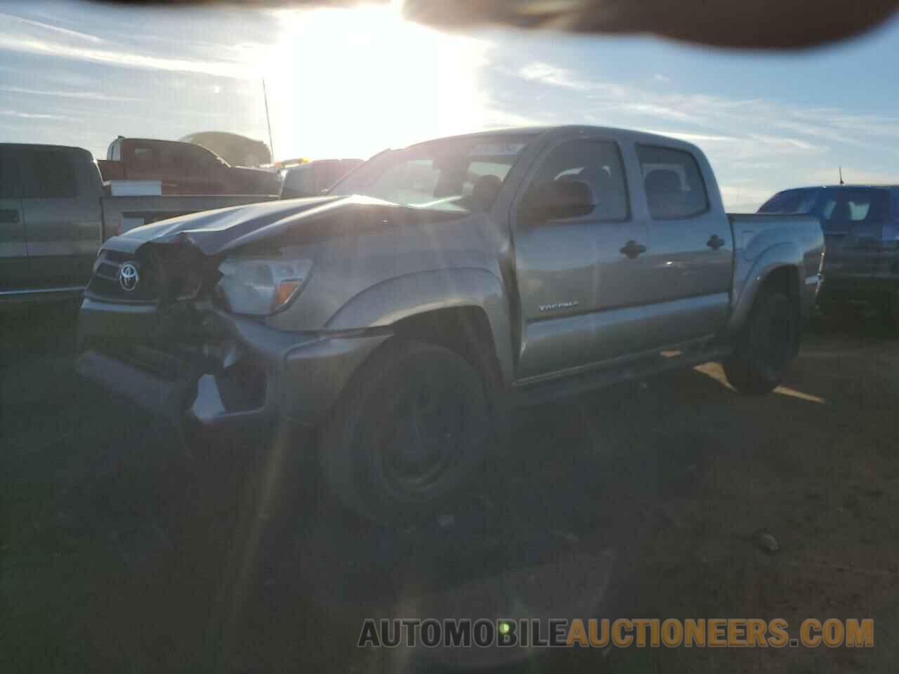 3TMLU4ENXEM153986 TOYOTA TACOMA 2014