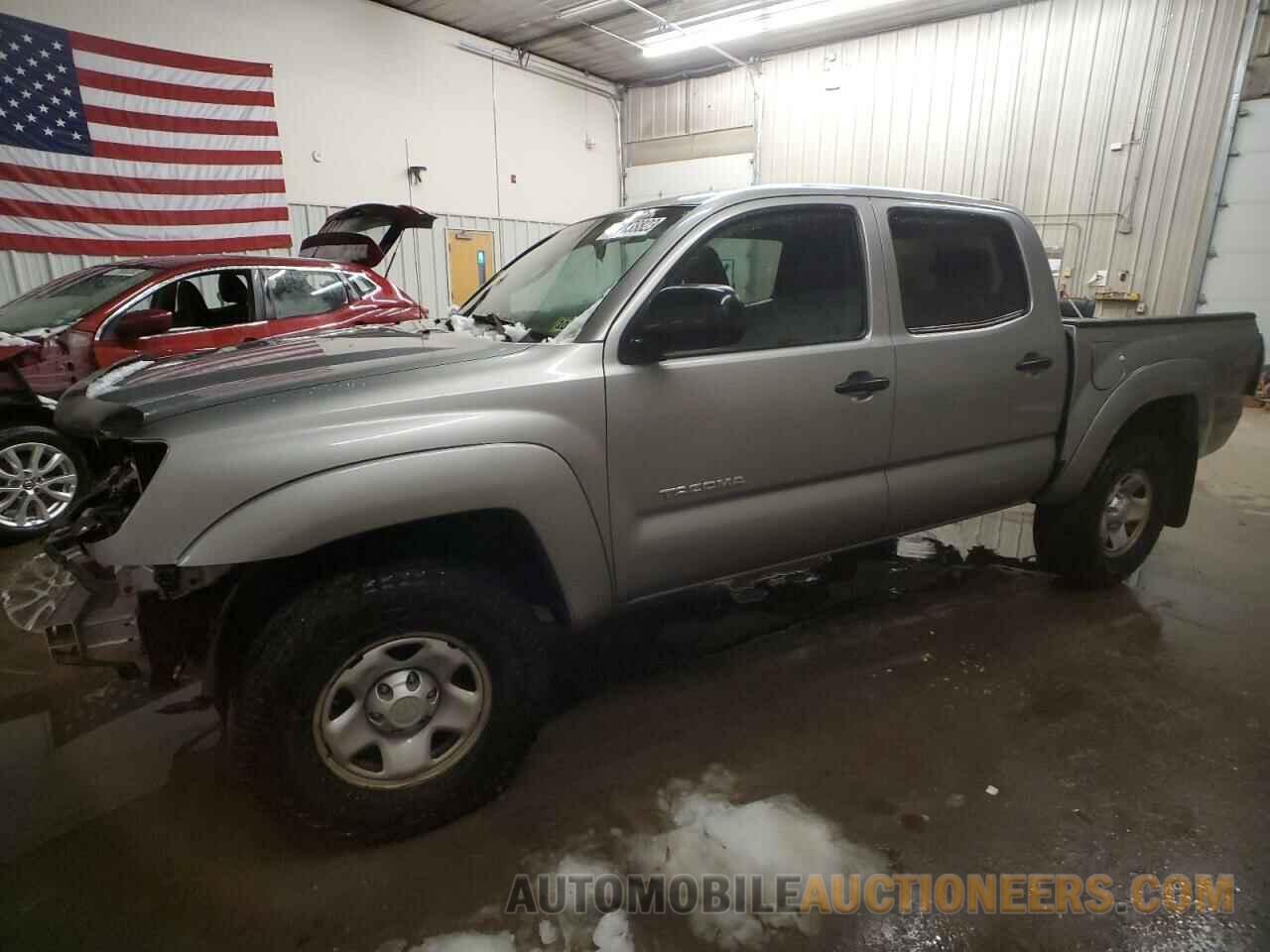 3TMLU4ENXFM198380 TOYOTA TACOMA 2015