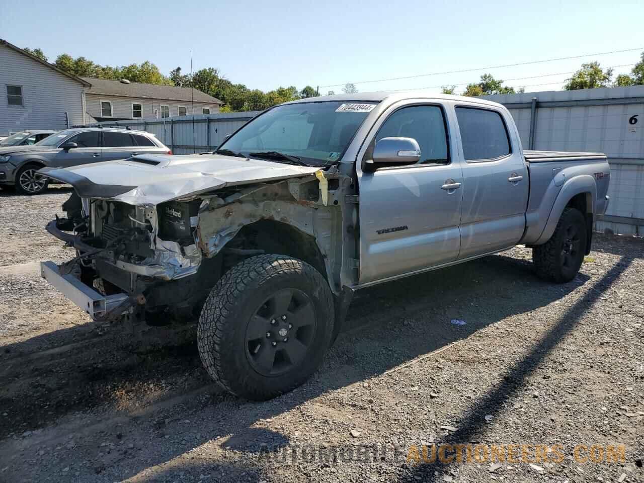 3TMMU4FNXFM078565 TOYOTA TACOMA 2015