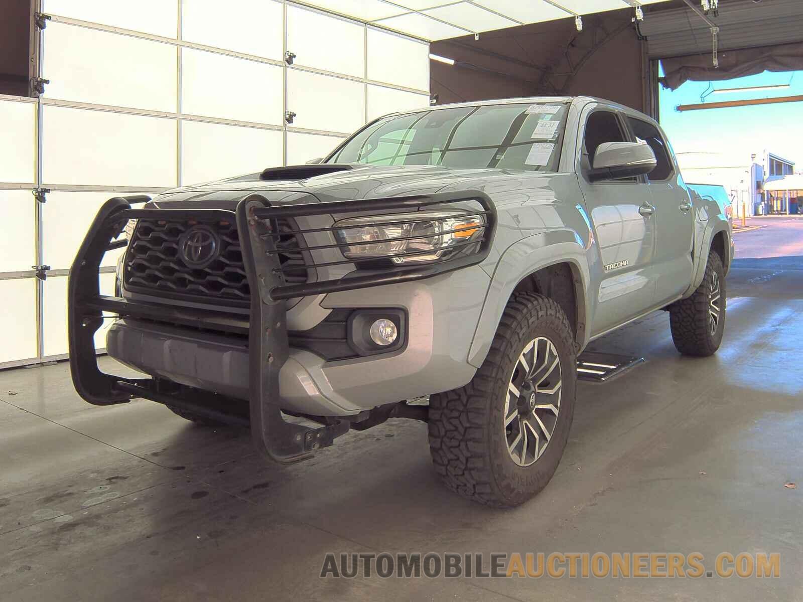 3TYCZ5AN8MT013242 Toyota Tacoma 2021