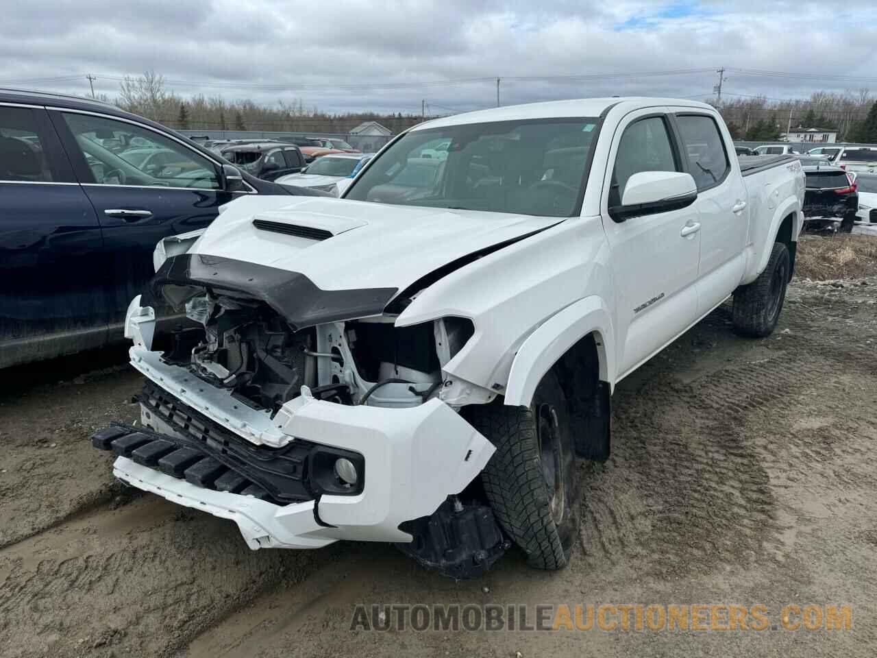 3TYDZ5BN5NT008083 TOYOTA TACOMA 2022