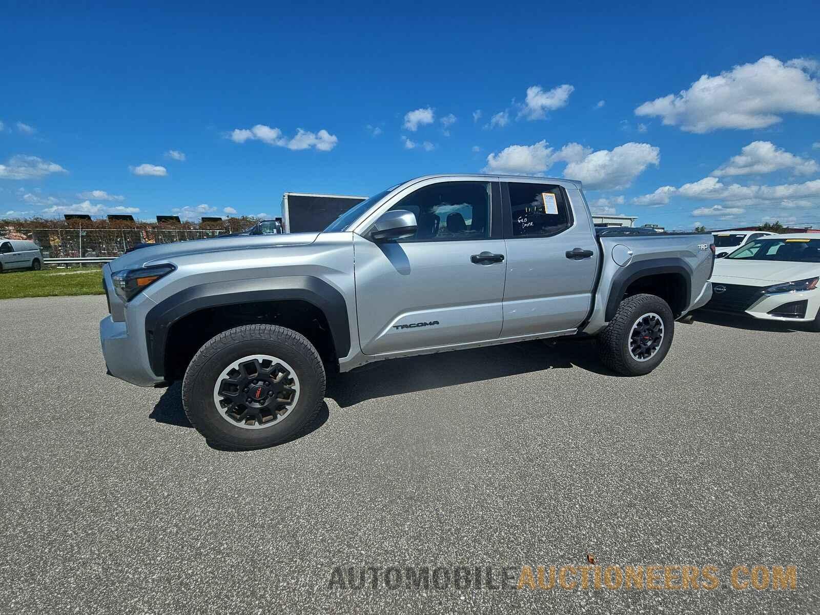 3TYLB5JN2RT004208 Toyota Tacoma 2024