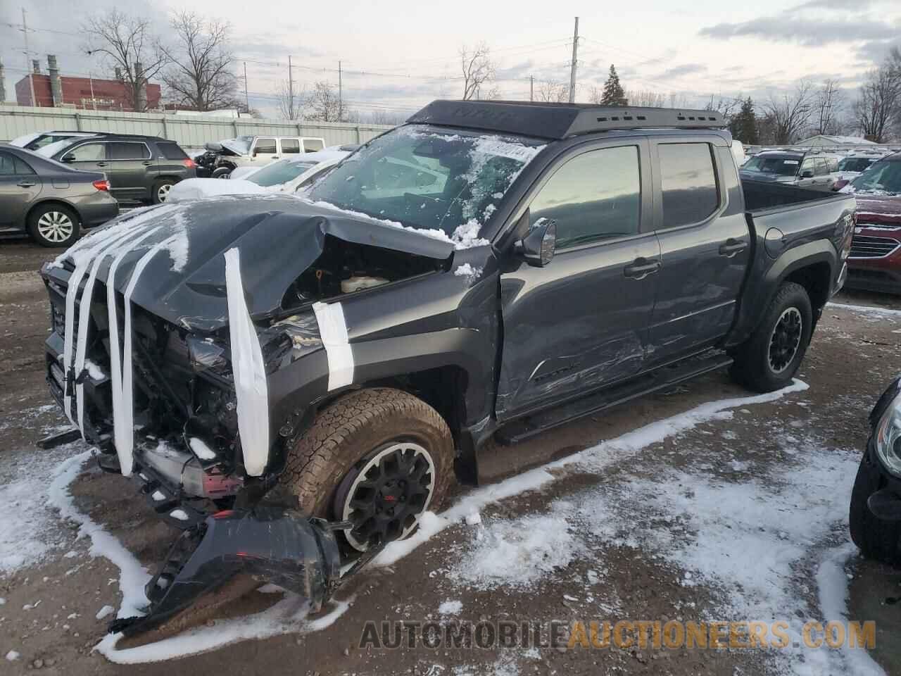 3TYLB5JN3RT008039 TOYOTA TACOMA 2024