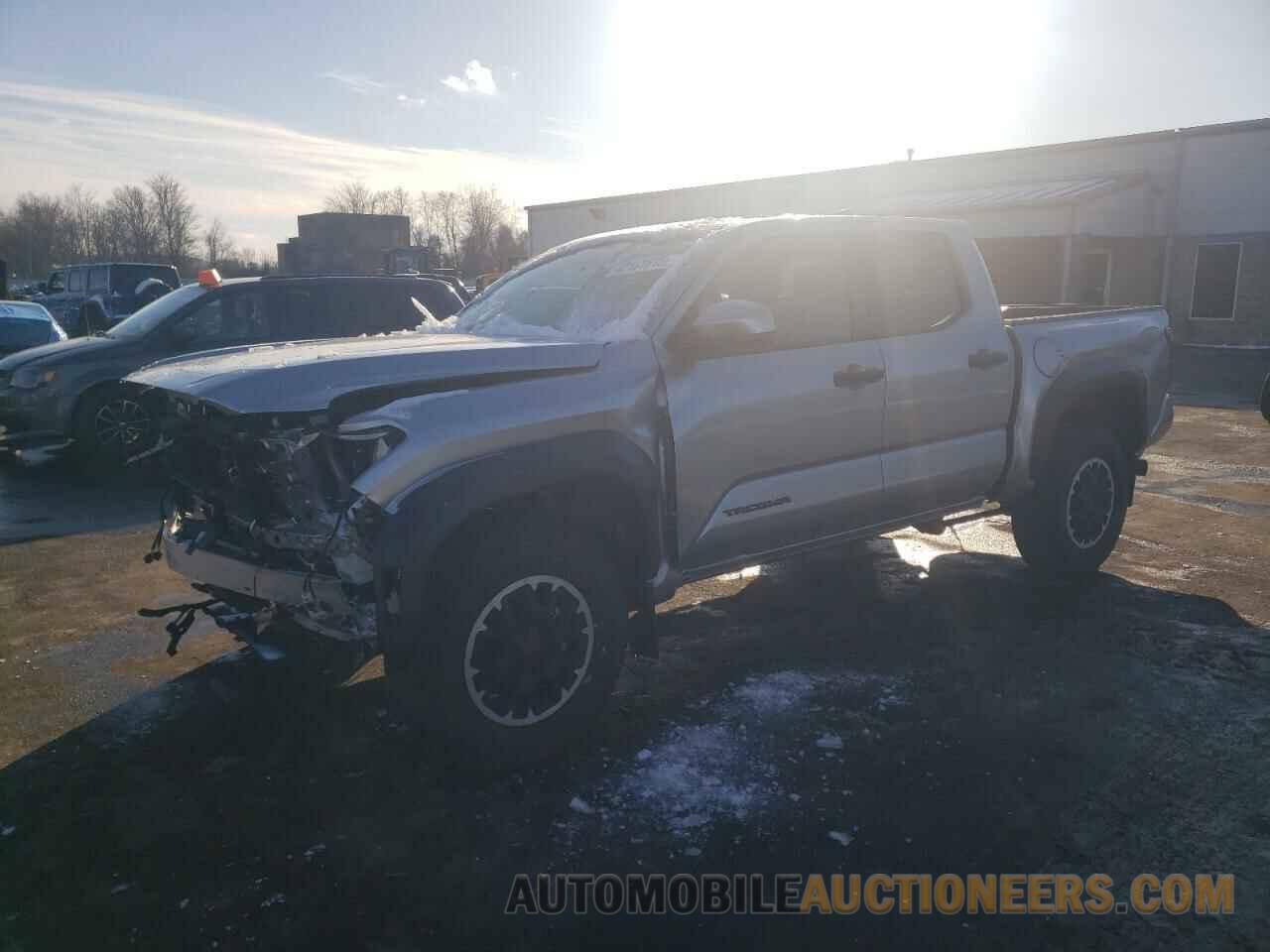 3TYLB5JN8RT011745 TOYOTA TACOMA 2024