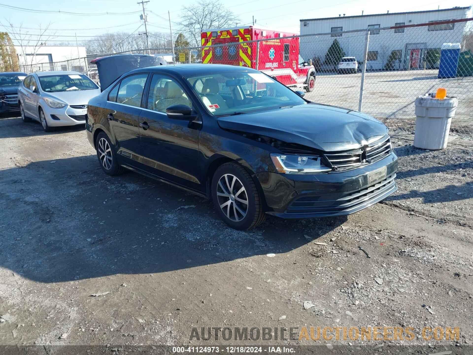 3VMDB7AJ2JM221333 VOLKSWAGEN JETTA 2018