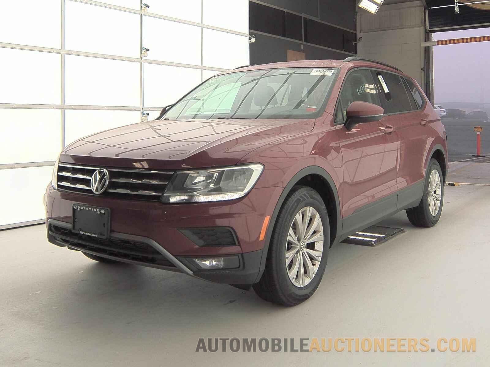 3VV0B7AX0JM021221 Volkswagen Tiguan 2018