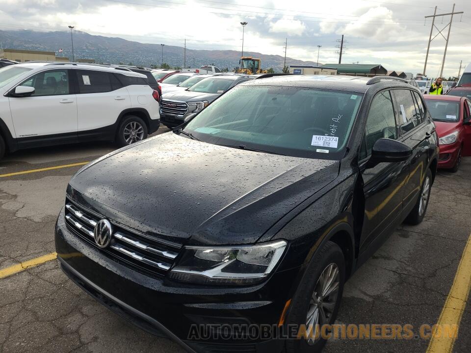 3VV0B7AX5KM065989 Volkswagen Tiguan 2019