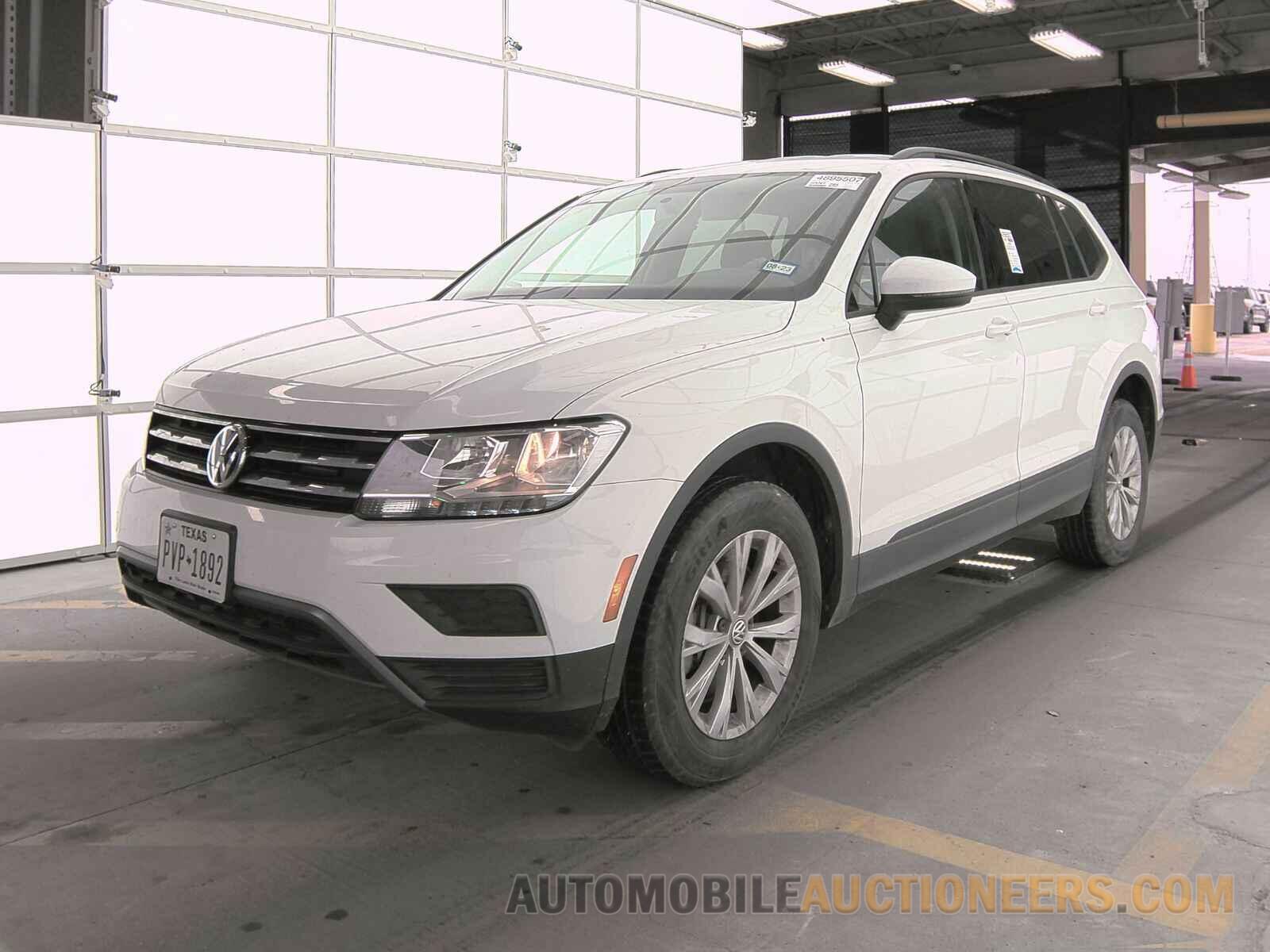 3VV0B7AX7LM116748 Volkswagen Tiguan 2020