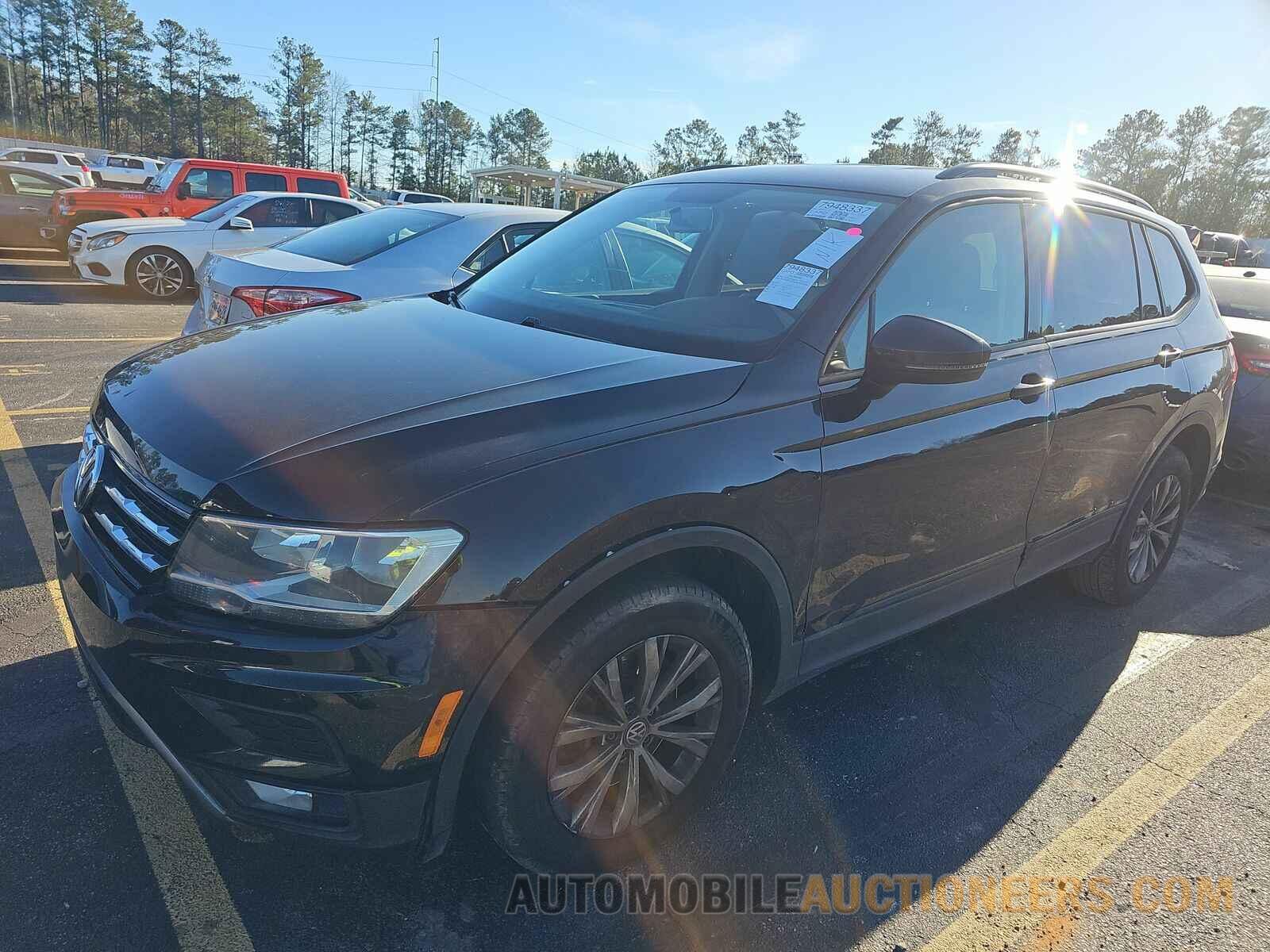 3VV0B7AX8JM023959 Volkswagen Tiguan 2018