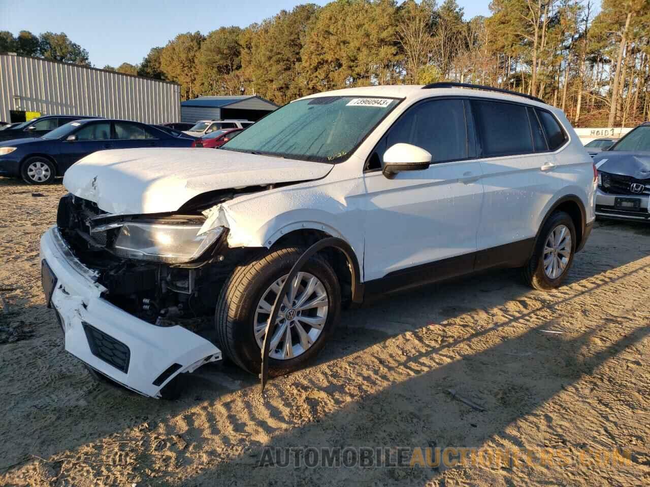 3VV0B7AX9JM052452 VOLKSWAGEN TIGUAN 2018