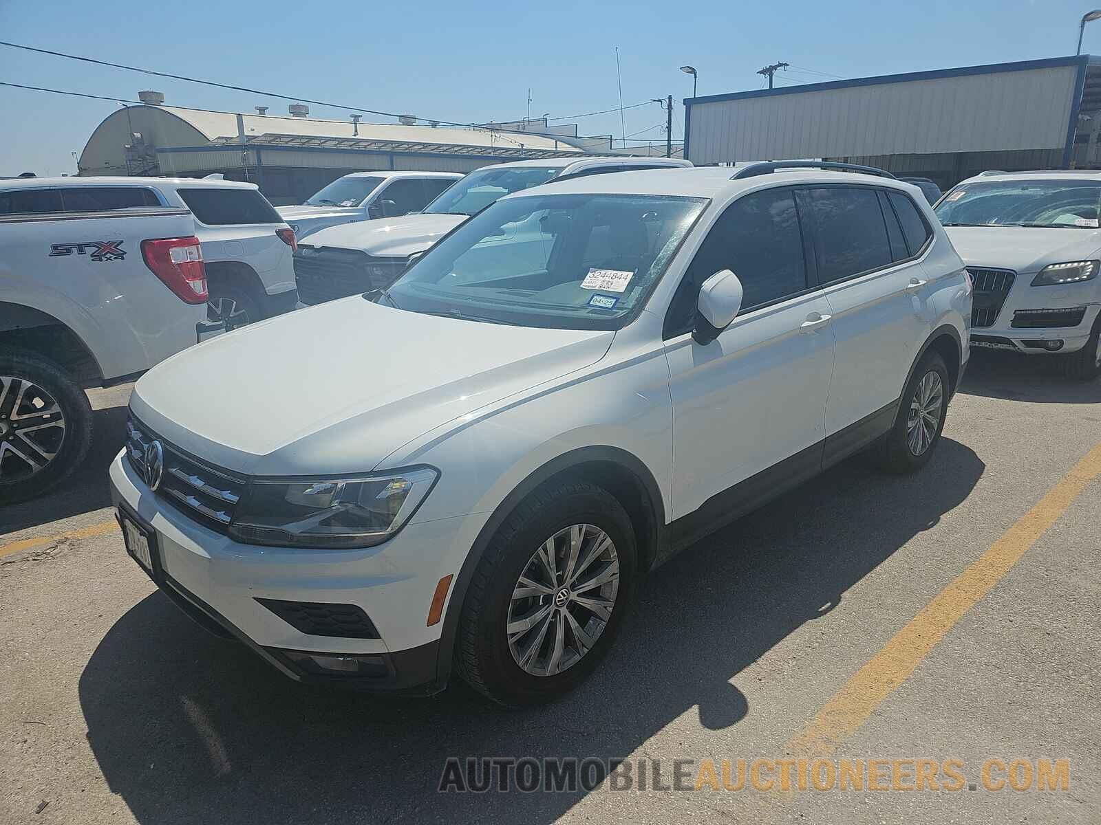 3VV1B7AX0JM025600 Volkswagen Tiguan 2018