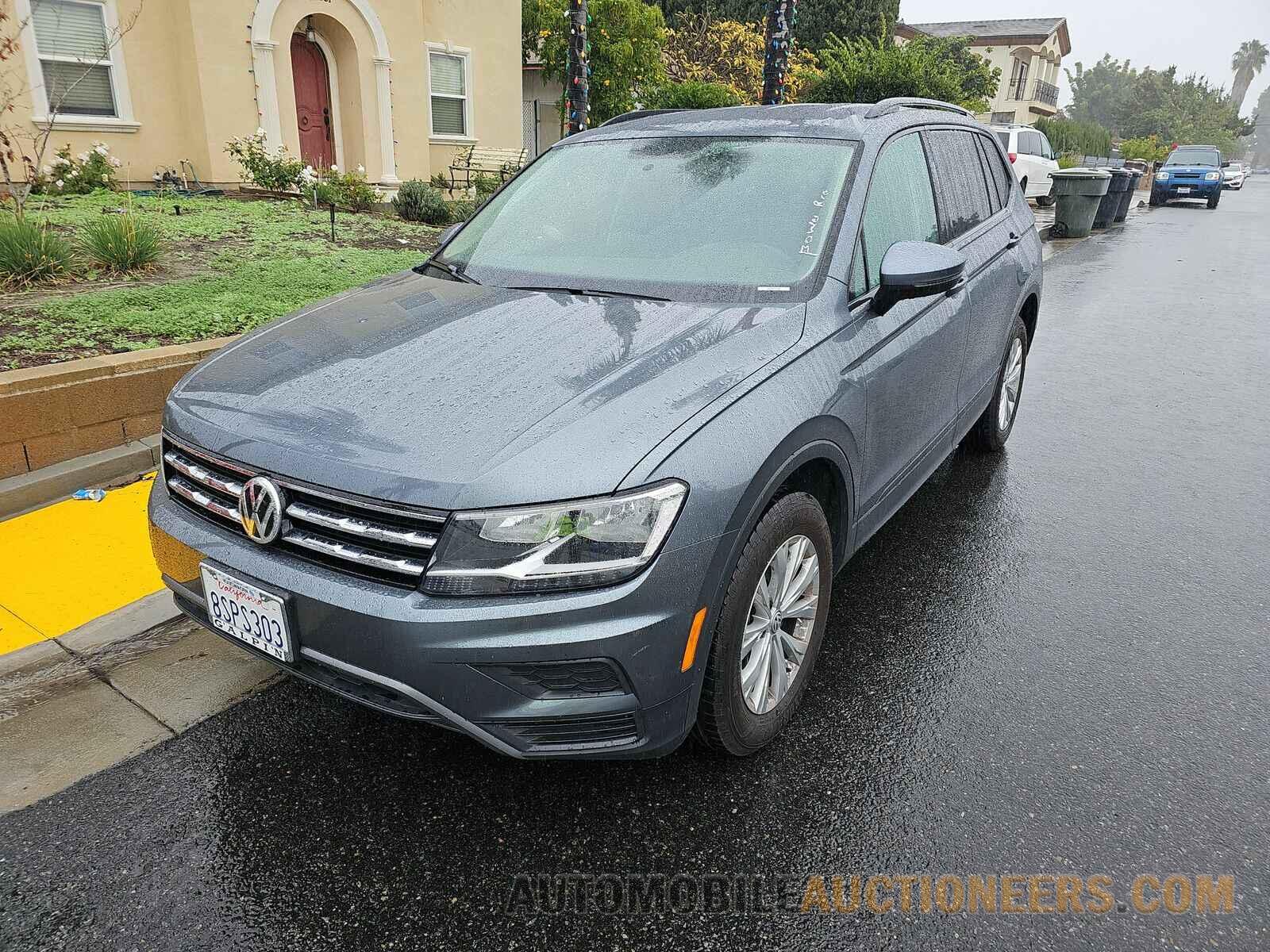 3VV1B7AX1LM162466 Volkswagen Tiguan 2020