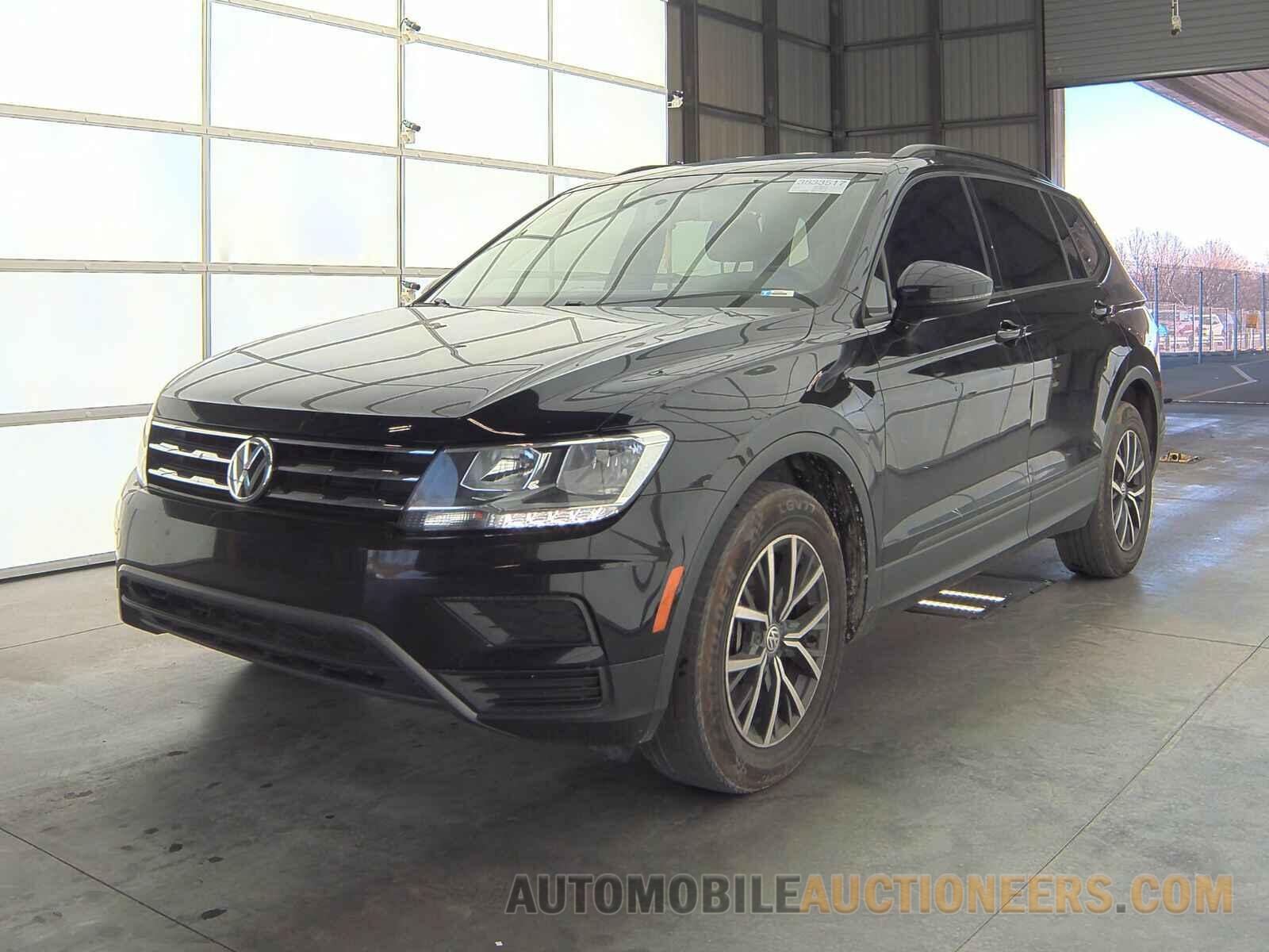 3VV1B7AX1MM107727 Volkswagen Tiguan 2021