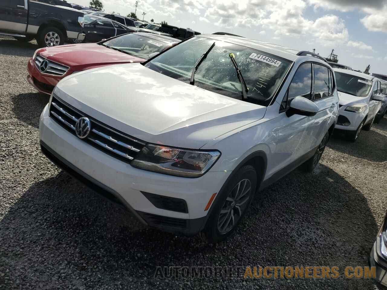 3VV1B7AX1MM145135 VOLKSWAGEN TIGUAN 2021