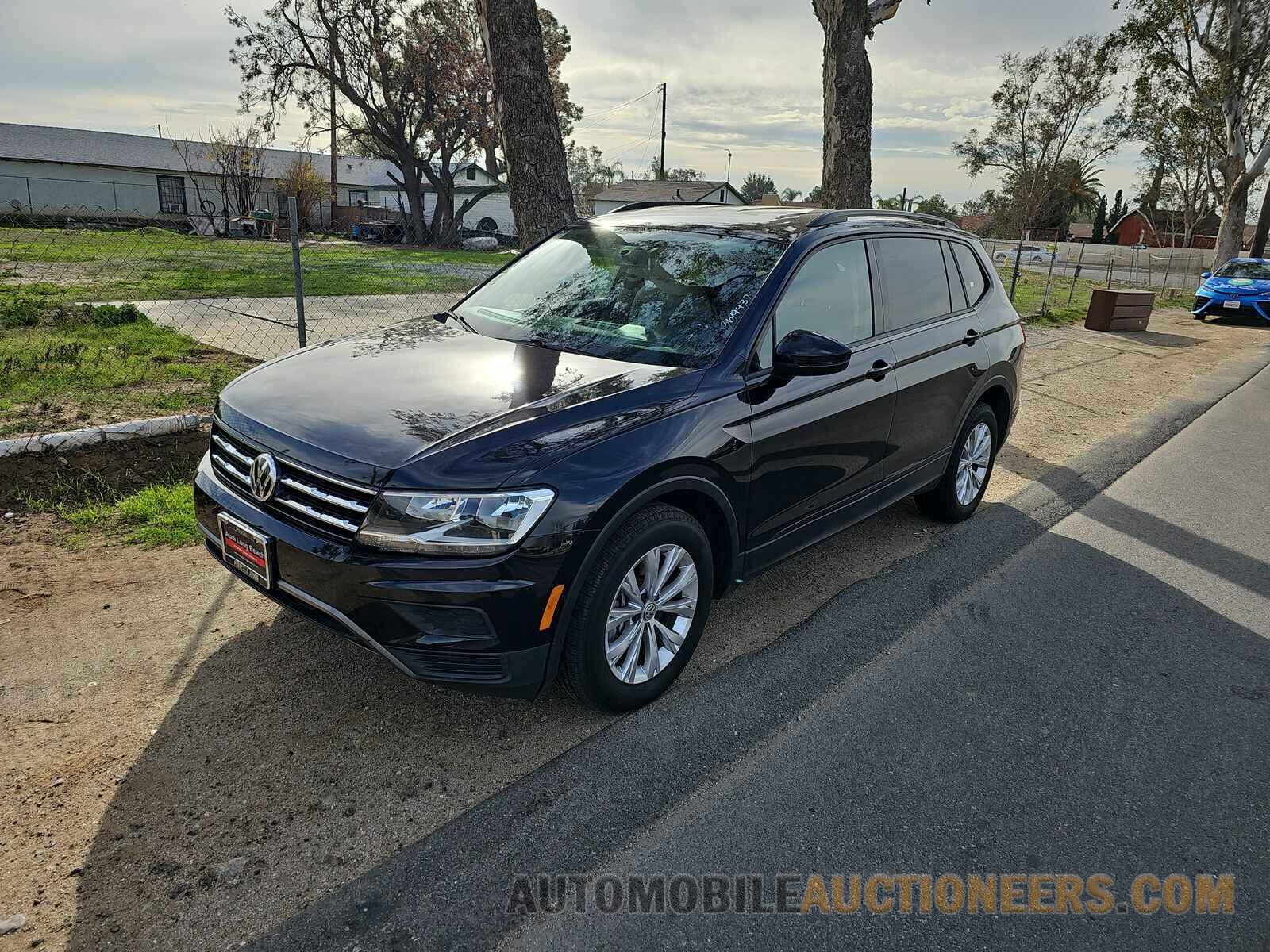 3VV1B7AX3KM103076 Volkswagen Tiguan 2019