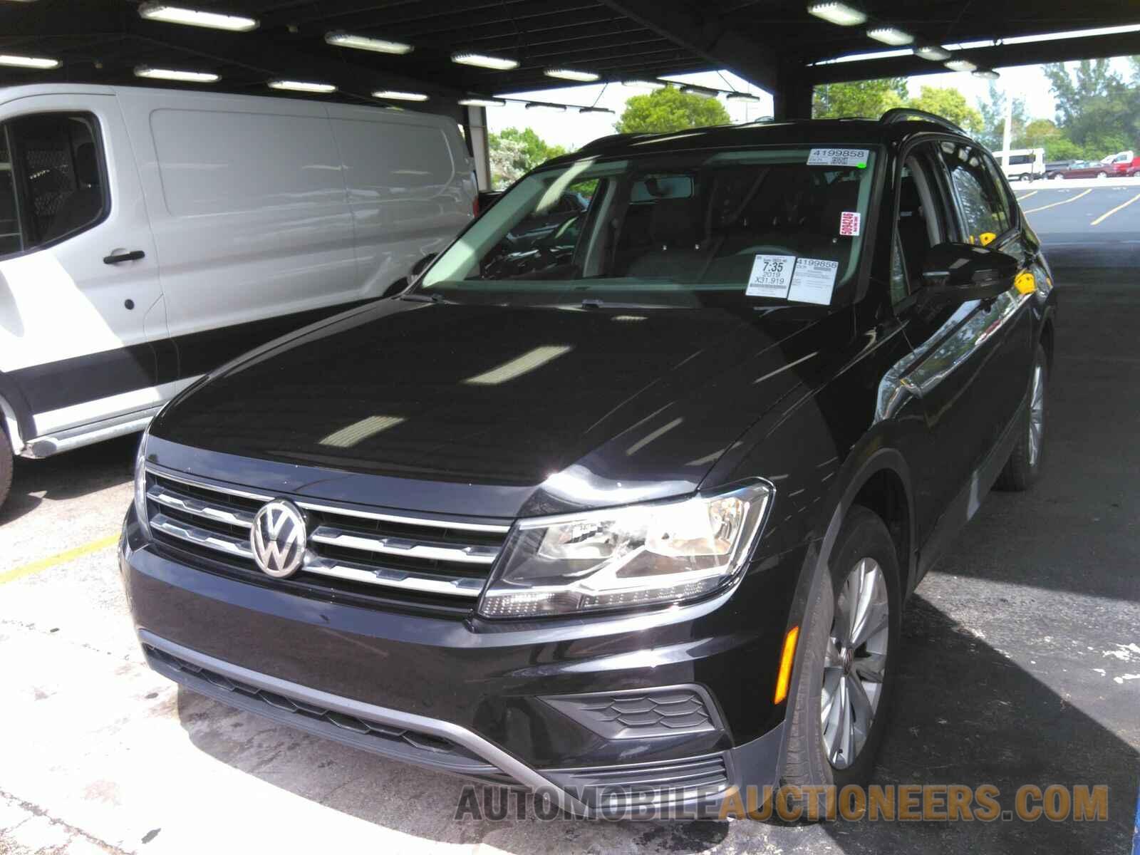 3VV1B7AX3KM184581 Volkswagen Tiguan 2019