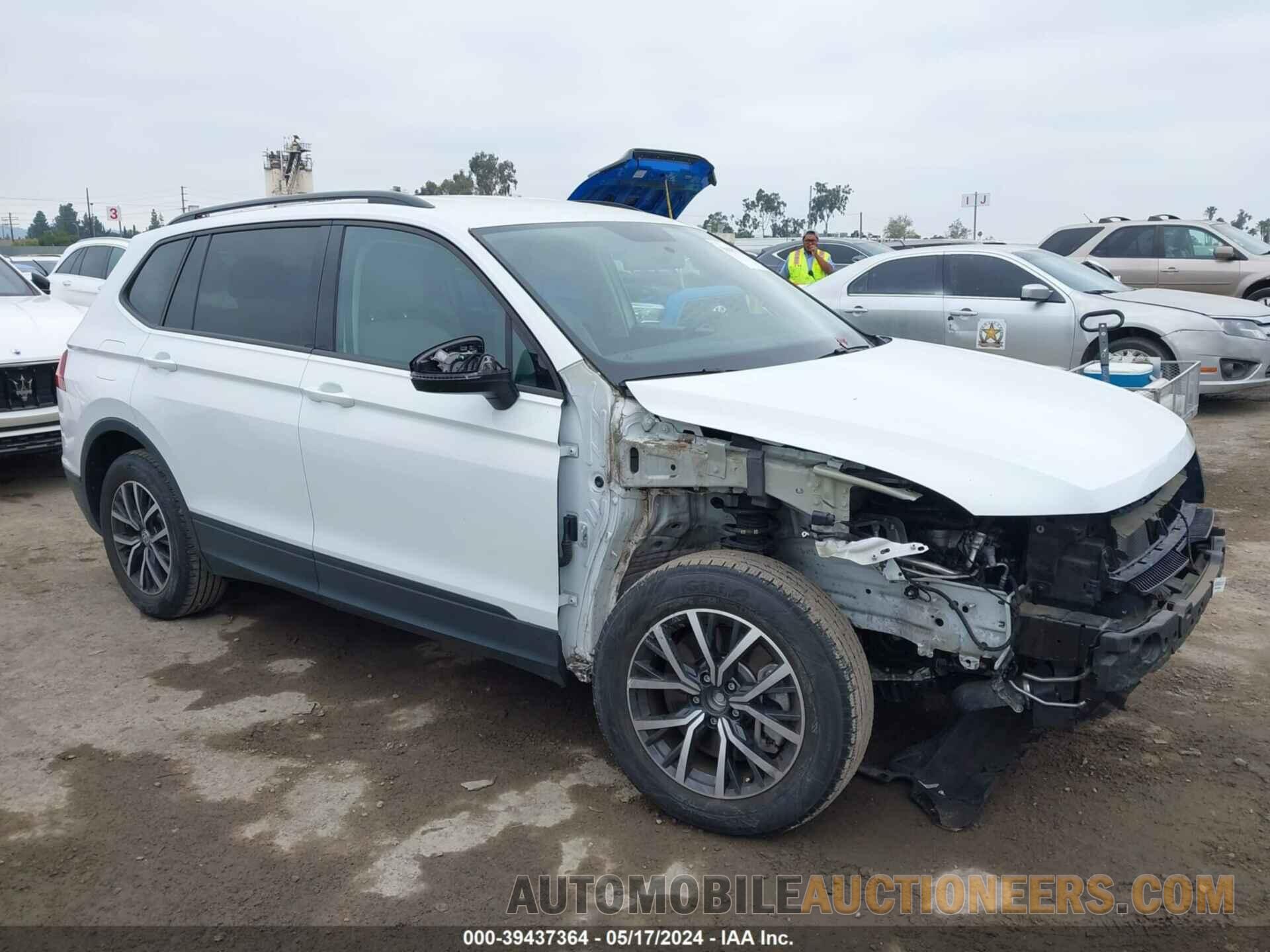 3VV1B7AX3MM072012 VOLKSWAGEN TIGUAN 2021