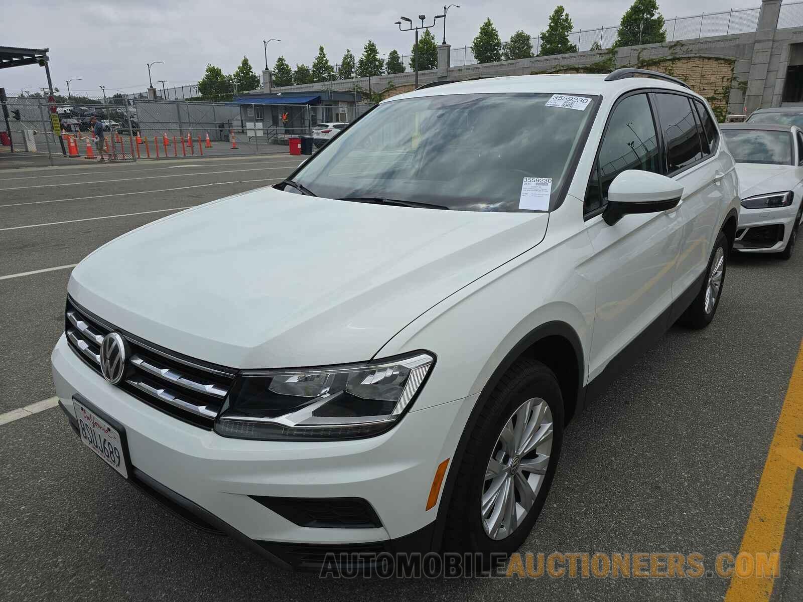 3VV1B7AX4LM141059 Volkswagen Tiguan 2020