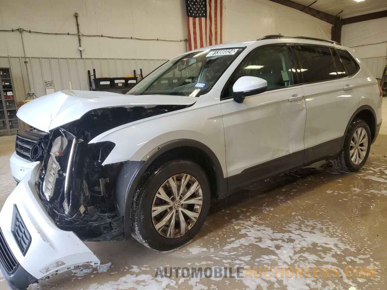 3VV1B7AX5JM077465 VOLKSWAGEN TIGUAN 2018