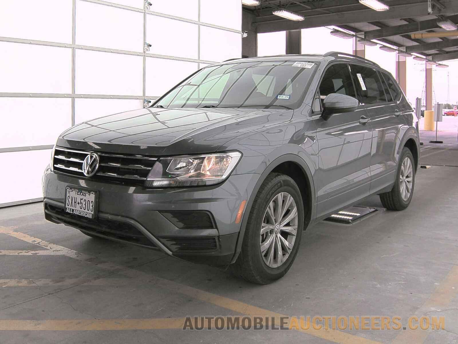 3VV1B7AX5LM063472 Volkswagen Tiguan 2020