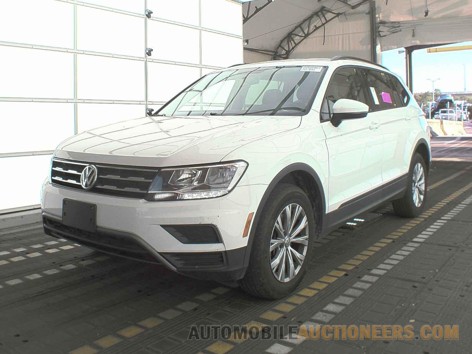 3VV1B7AX6LM082080 Volkswagen Tiguan 2020