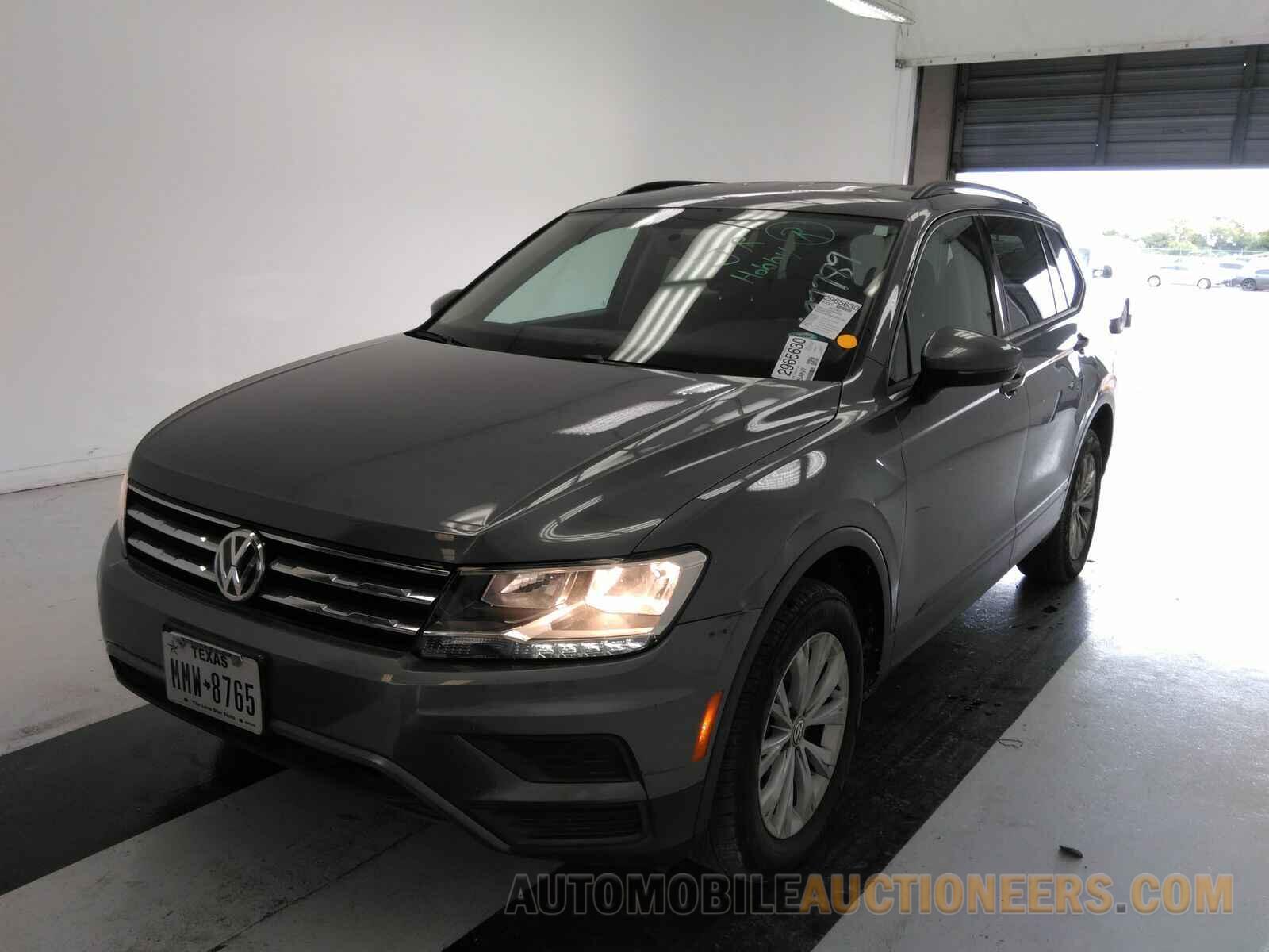 3VV1B7AX6LM097789 Volkswagen Tiguan 2020